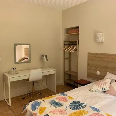 B&B Le Bois Des Fees De Chazelles 3*