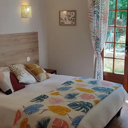Bed & Breakfast Le Bois Des Fees De Chazelles Chazelles (Charente)