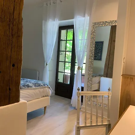 B&B Le Bois Des Fees De Chazelles